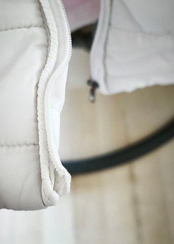 Kız Çocuk Beyaz Fermuarlı Yelek LCW - Görsel 5