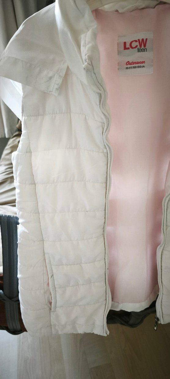 Kız Çocuk Beyaz Fermuarlı Yelek LCW - Görsel 3