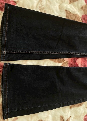 27 Beden lacivert Renk Kadın Siyah İspanyol paça Kot Pantolon