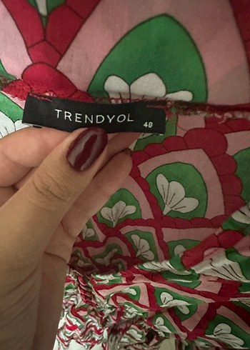 Trendyol & Milla Düğmeli Uzun Kollu Plaj Elbisesi