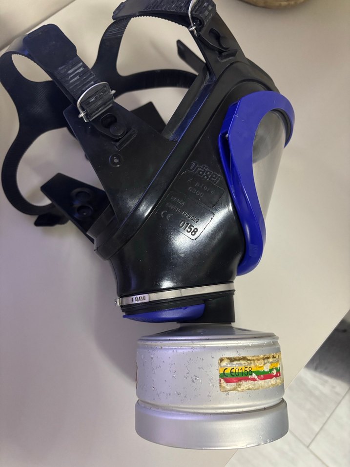 Tam Yüz Gaz Maskesi Siyah-Mavi - Görsel 3