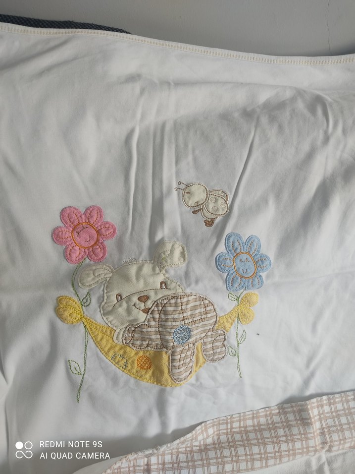 Beyaz Pastel Nakışlı Çocuk Uyku Örtüleri - Görsel 5