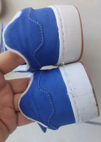 spor ayakkabı ve sandalet - Görsel 5