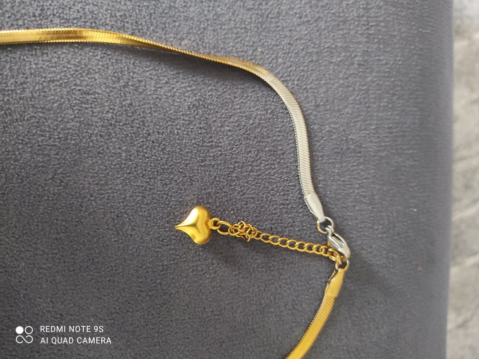 Sarı Zincir Detaylı Uzun Kadın Kolye - Görsel 3