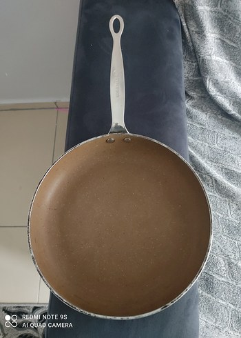 Gri Saplı Kahverengi Tava - Görsel 2