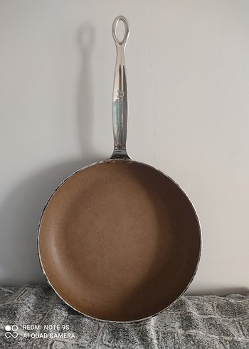 Gri Saplı Kahverengi Tava - Görsel 3