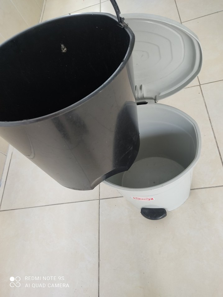 Gri Pedallı Sterilizatör Kovası - Görsel 3