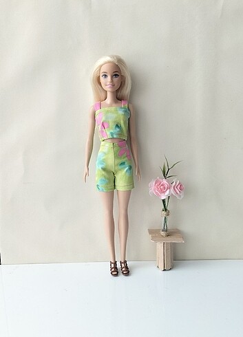 Barbie şortlu takım