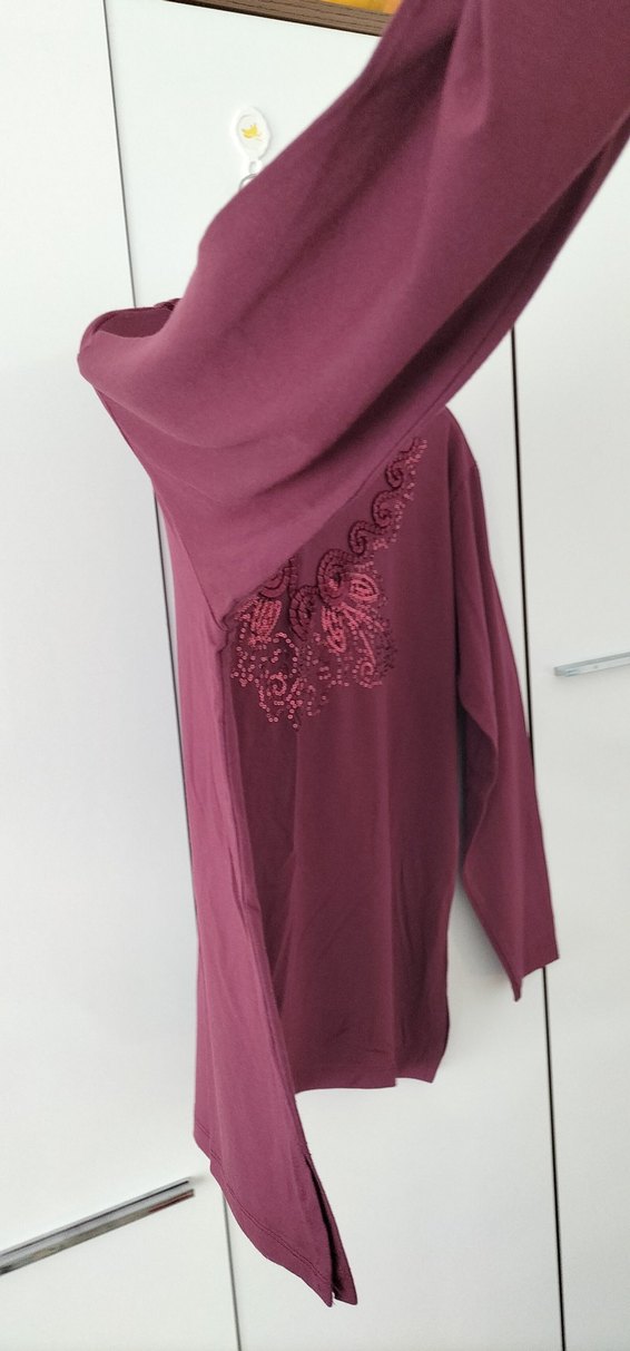 Bordo Uzun Kollu Nakışlı Payetli Bluz - Görsel 4