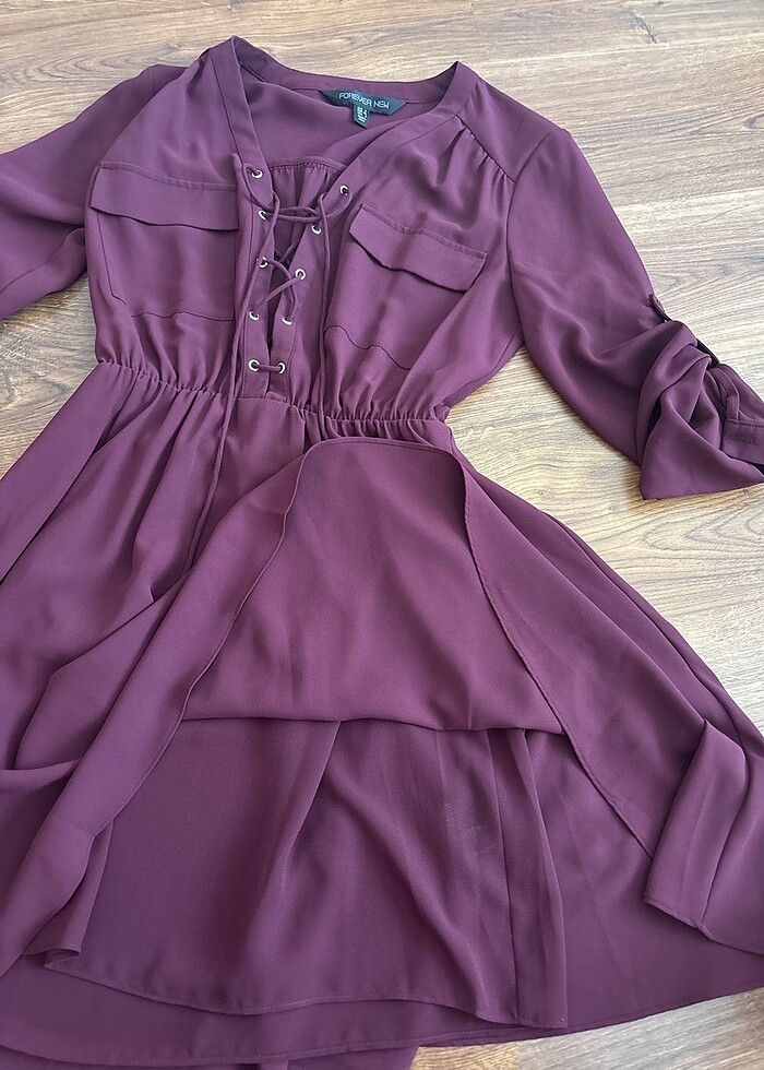 Mürdüm rengi volanlı şık elbise - Görsel 3