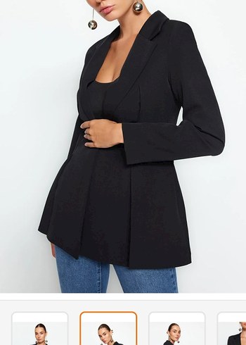 Trendyol & Milla Siyah Düğmeli Kadın Blazer Ceket