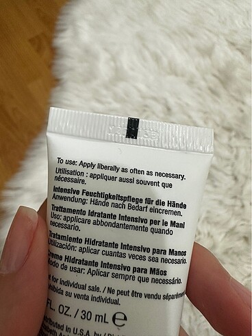 Beden elizabeth arden eight hour cream