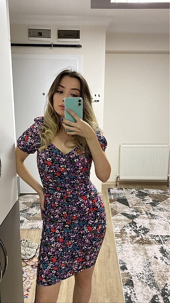 Stradivarius marka elbise S beden , yalnızca birkez giyilmiştir 