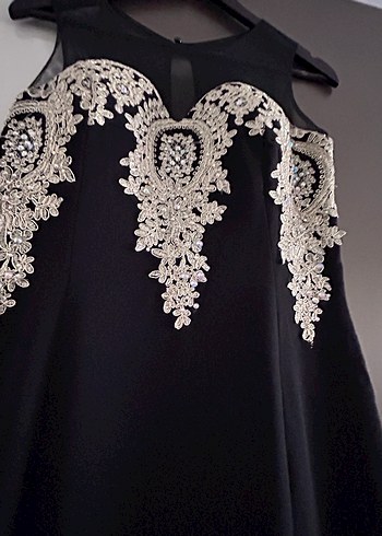 Dantel İşlemeli Siyah Uzun Abiye Elbise - Görsel 3