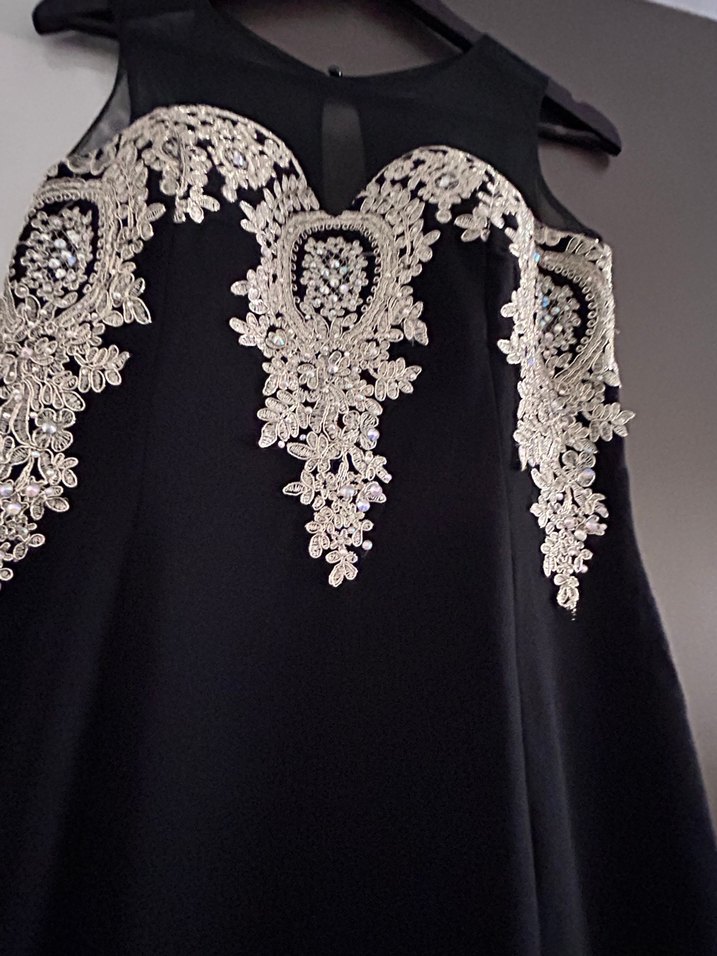 Dantel İşlemeli Siyah Uzun Abiye Elbise - Görsel 3