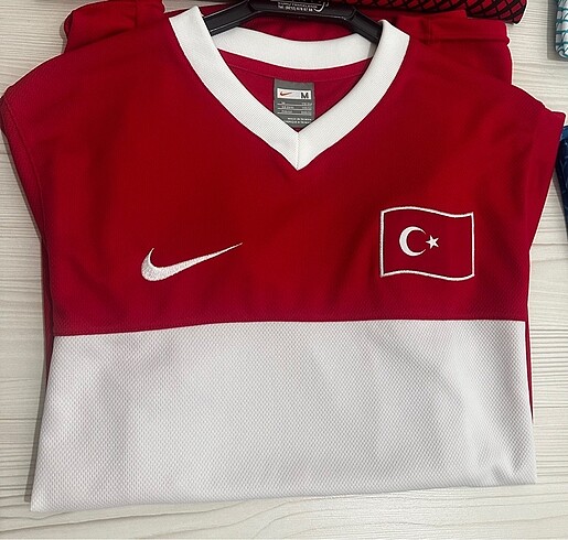 Nike 3 Adet Orjinal Milli Takım, 1 Adet M.City Orjinal Forma