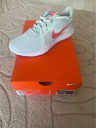 Nike Flex Trainer 8 39 Numara Sıfır Koşu ve Yürüyüş Ayakkabısı