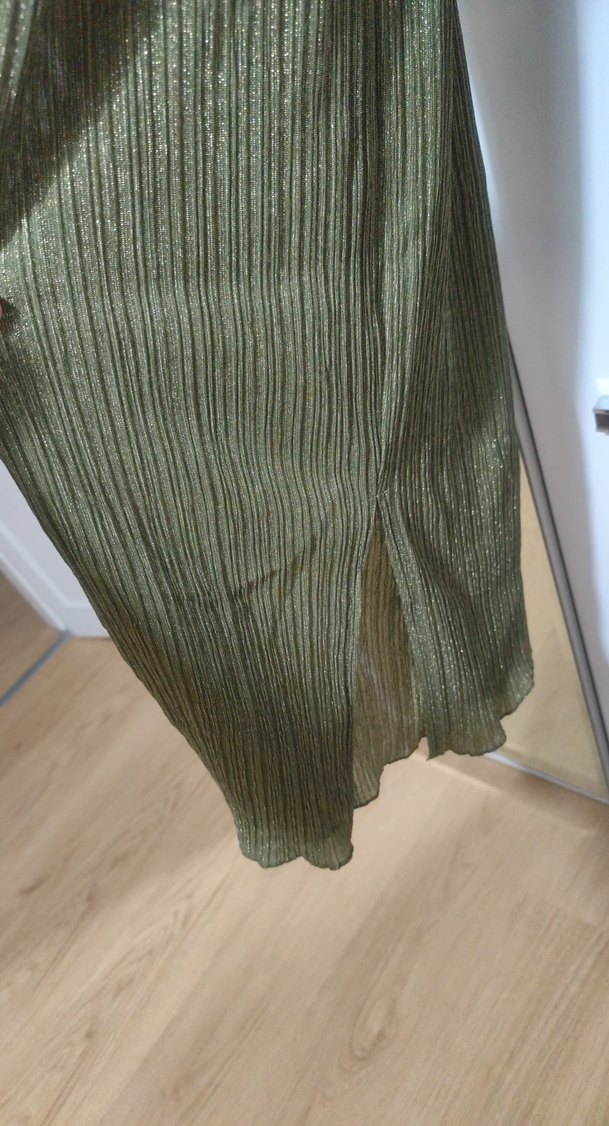 Haki  Piliseli Uzun Kolsuz Elbise - Görsel 4