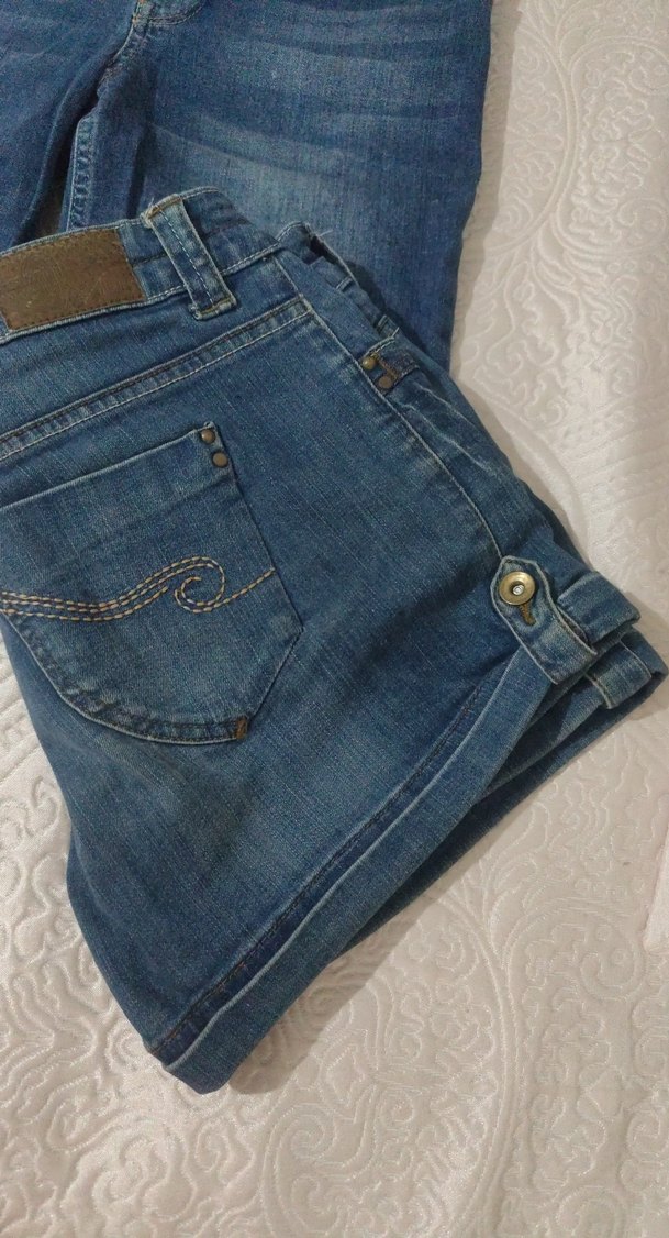 Bej ve Mavi Kadın Kot Şortlar - Görsel 5