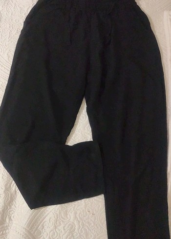 Siyah Kadın Rahat Kesim Midi Kumaş Pantolon - Görsel 5