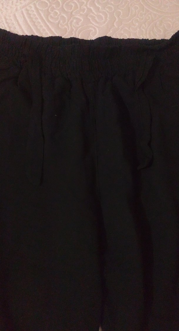 Siyah Kadın Rahat Kesim Midi Kumaş Pantolon - Görsel 3