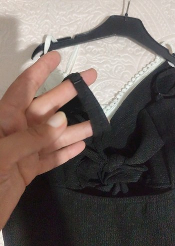 Uzun Siyah Drapeli Askılı Elbise - Görsel 6