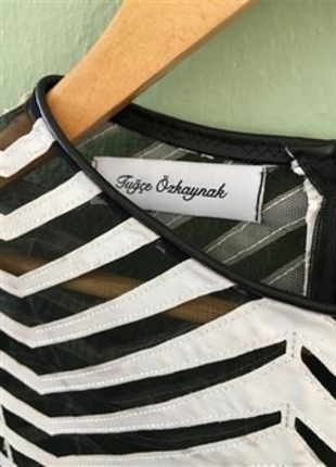 s Beden siyah Renk Tuğçe Özkaynak Zebra Bluz