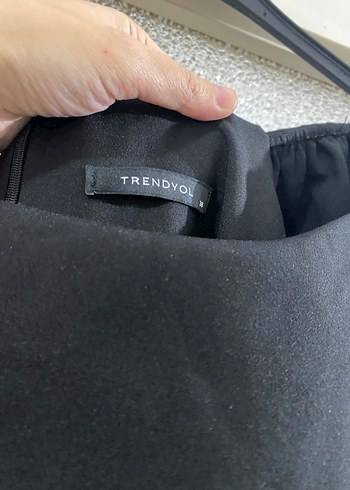 Siyah Drapeli V Yaka Midi Elbise - Görsel 3