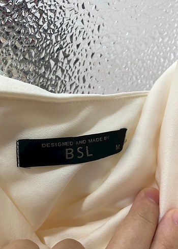 Minimalist İnce Askılı Uzun Gelinlik - Görsel 5