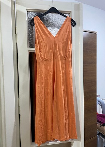 V Yaka Uzun Kadın Elbise - Görsel 3