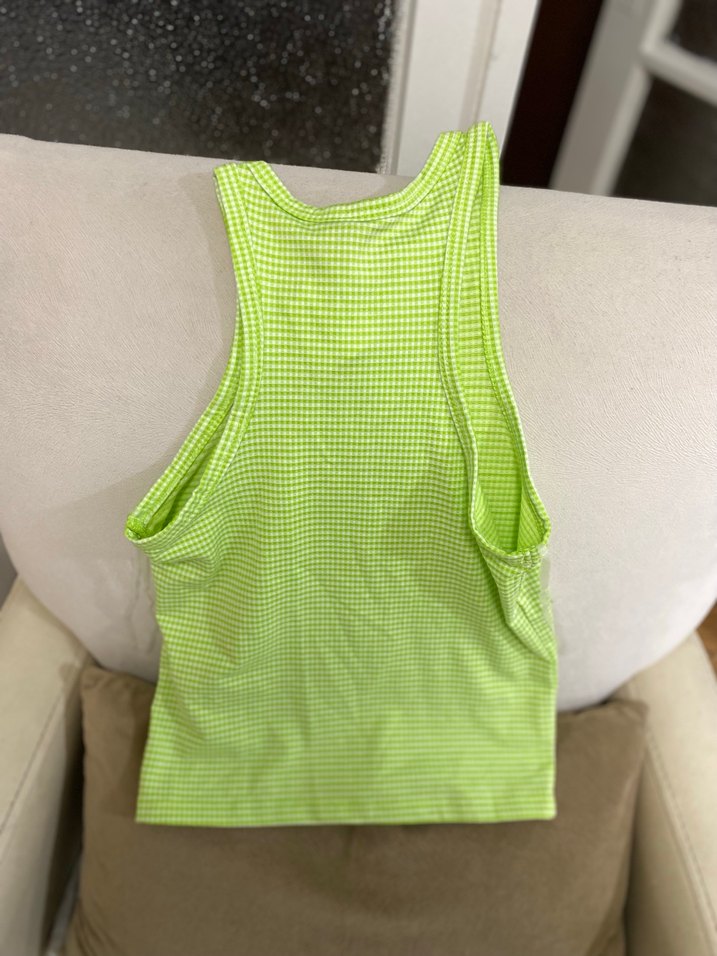 Yeşil Yüksek Yakalı Kadın Atlet - Görsel 3