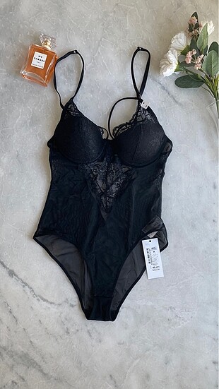 Defacto bodysuit