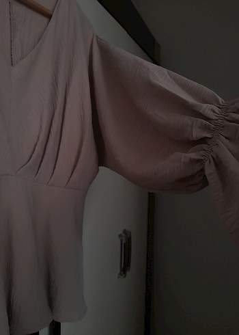 Bej V Yaka Pilili Kadın Bluz - Görsel 3