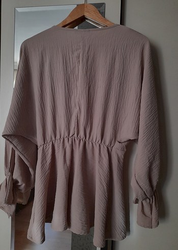 Bej V Yaka Pilili Kadın Bluz - Görsel 2