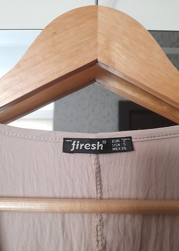 Bej V Yaka Pilili Kadın Bluz - Görsel 4