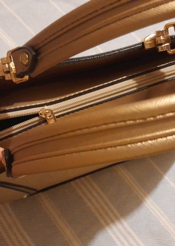 Parlak Gold Deri Kadın Çanta - Görsel 9