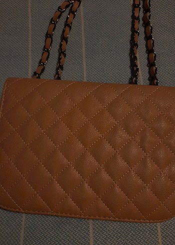 Zincir Detaylı Pudra Pembe Deri Kadın Çanta - Görsel 2