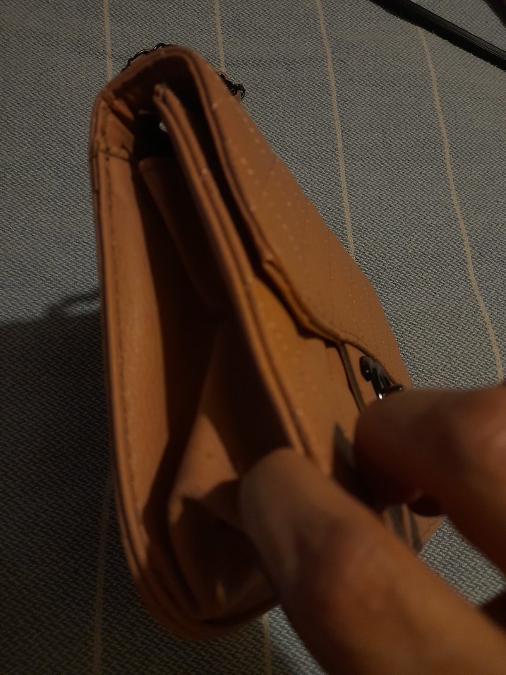 Zincir Detaylı Pudra Pembe Deri Kadın Çanta - Görsel 4