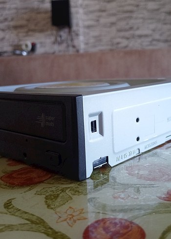 Hitachi DVD ROM ( 2015 Model ) - Görsel 2