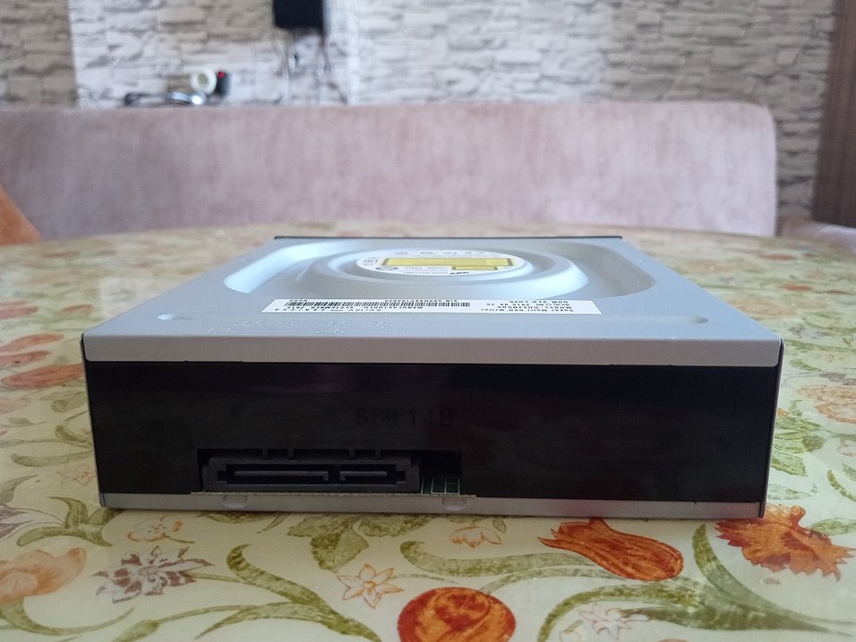 Hitachi DVD ROM ( 2015 Model ) - Görsel 4