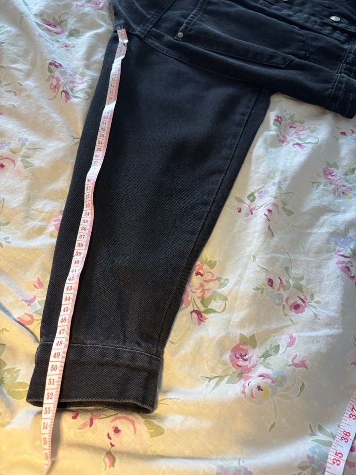 Siyah Düğmeli Bol Kesim Kadın Denim Ceket - Görsel 3