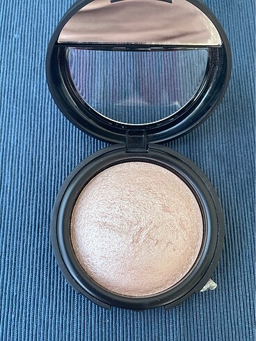 Flormar Aydınlatıcı Pudra