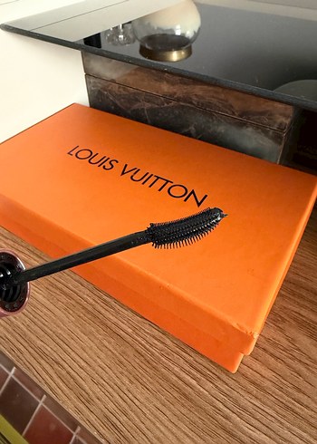 Shiny Bej Maybelline Maskara - Görsel 2