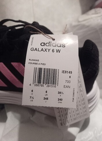 39,5 Beden Adidas bayan Spor ayakkabı
