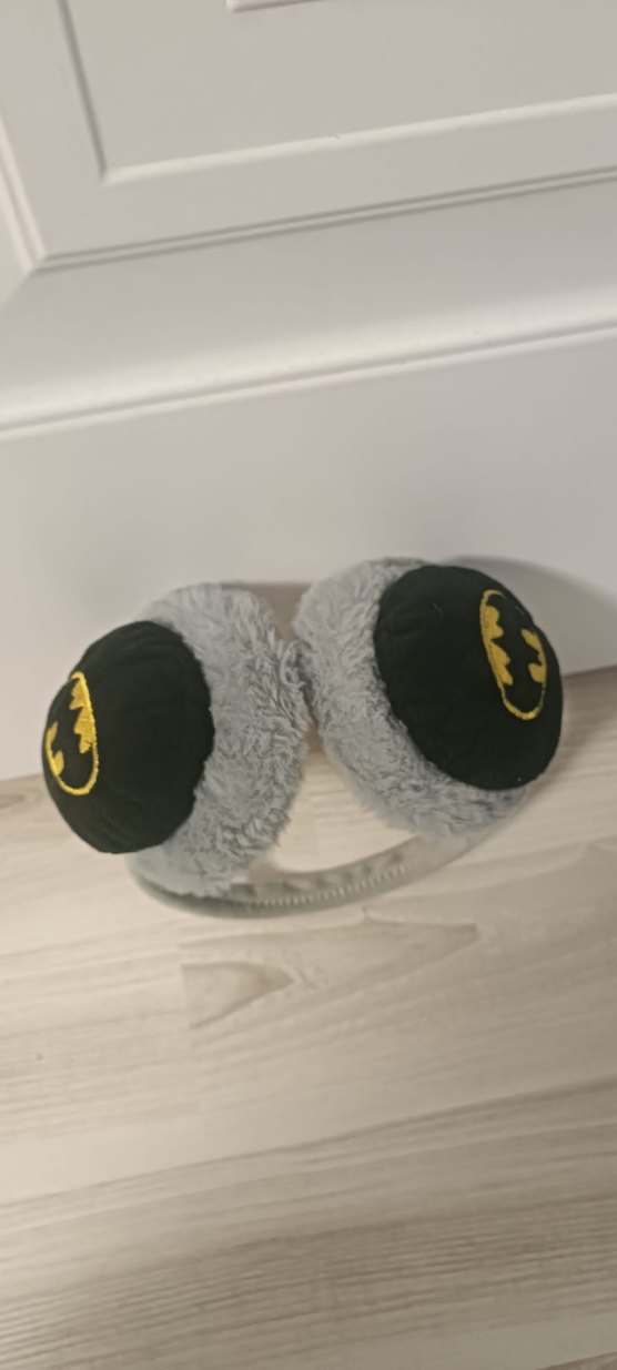 Batman Logolu Gri Peluş kulaklik - Görsel 5