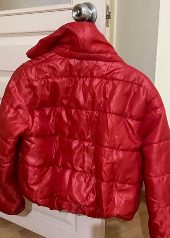 Parlak Kırmızı Fermuarlı Kısa Kadın Ceketi - Görsel 3