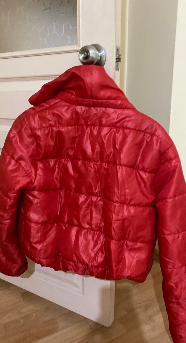 Parlak Kırmızı Fermuarlı Kısa Kadın Ceketi - Görsel 3