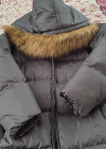 Gri Kadın Peluş Detaylı Kış Montu 2 defa giyildi genış kalıp - Görsel 5