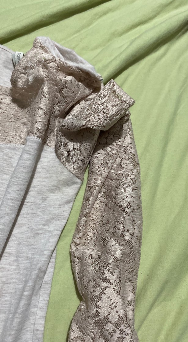 Dantel Detaylı Uzun Kollu Tişört - Görsel 3