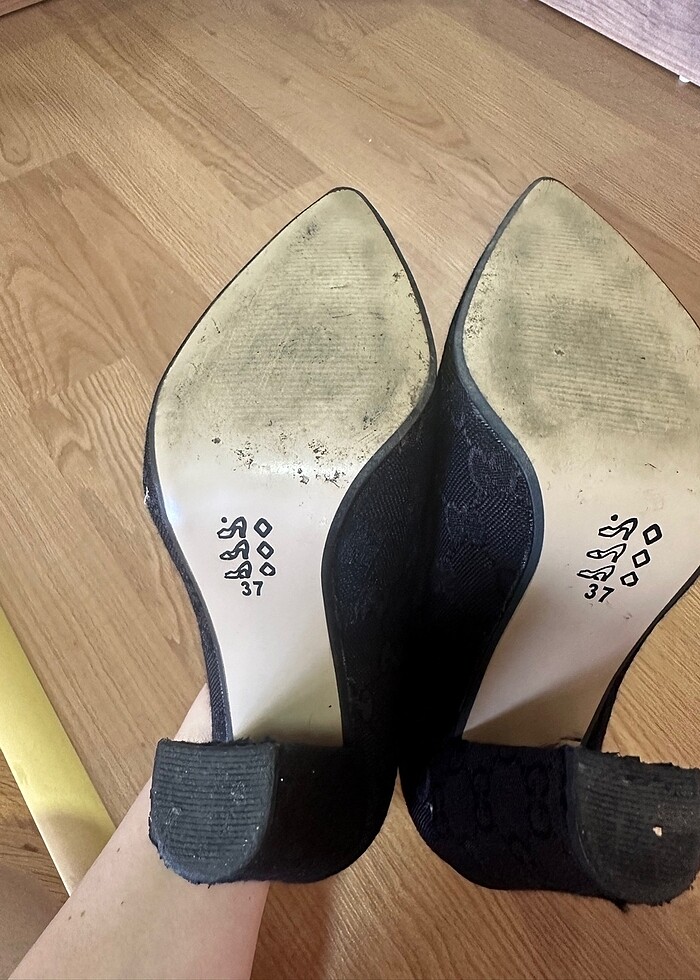 Gucci topuklu ayakkabi - Görsel 4